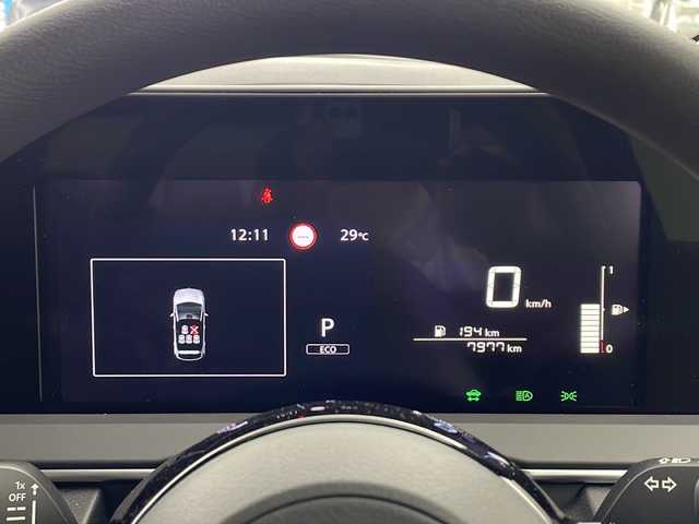 日産 ノート X 兵庫県 2024(令6)年 0.8万km スーパーブラック ・純正ディスプレイオーディオ/・Bluetooth/android Auto/Apple car play/HDMI/・バックカメラ/・プリクラッシュセーフティ/・車線逸脱警報システム/・横滑り防止装置/・クリアランスソナー/・インテリジェントエンジンブレーキ/・標識検知支援/・LEDオートライト/・前後ドライブレコーダー/・ビルトインETC/・スマートキー/・W＋サイドエアバッグ