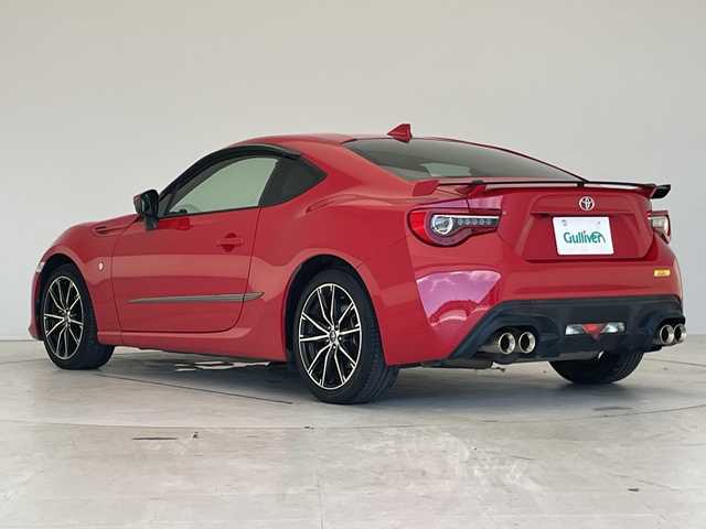 トヨタ ８６ GT リミテッド 愛知県 2017(平29)年 4.2万km ピュアレッド 純正ナビ ＳＤカードなし/リアスポイラー/クルーズコントロール/シートヒーター/バックカメラ/純正アルミホイール/LEDヘッドライト/パドルシフト/オートライト/ドライブレコーダー/ETC/ステアリングスイッチ/スマートキー/プッシュスタート
