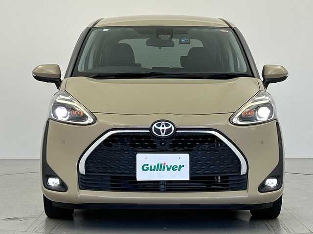 トヨタ シエンタ ファンベースG クエロ 愛知県 2021(令3)年 4.1万km ベージュ ワンオーナー/禁煙車/純正メモリナビ・フルセグTV/CD・DVD・Bluetooth再生/純正フリップダウンモニター/パノラマビューモニター/両側パワースライドドア/LEDヘッドライト/フォグランプ/クリアランスソナー/ハーフレザーシート/オートエアコン/プリクラッシュセーフティ