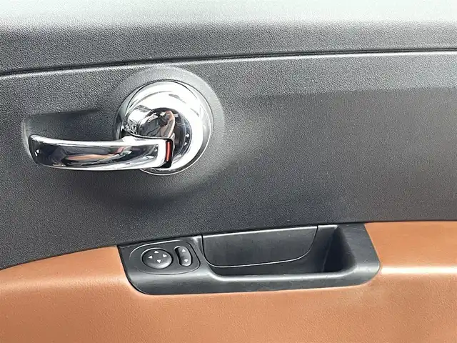 アバルト ５９５ コンペティツィオーネ 熊本県 2016(平28)年 4.8万km 黒 禁煙車　/ターボ　/純正オーディオ（ＣＤ・ＡＭ・ＦＭ）/ＥＴＣ　/パドルシフト　/横滑り防止　/パワーステアリング　/パワーウィンドウ　/ハーフレザーシート　/純正フロアマット　/純正１７インチＡＷ/リモコンキー/保証書　/取扱説明書