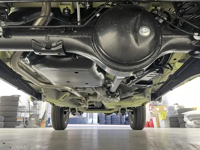 スズキ ジムニー XC 滋賀県 2025(令7)年 0.1万km キネティックイエロー 社外ディスプレイオーディオ/Bluetooth/AppleCarPlay/AndroidAuto/５MT/パートタイム4WD/LED/AHB/レーンキープ/クルーズコントロール/コーナーセンサー/D/Nシートヒーター/HDC/社外フロアマット/プッシュスタート/スマートキー/ステアリングリモコン/ビルトインETC