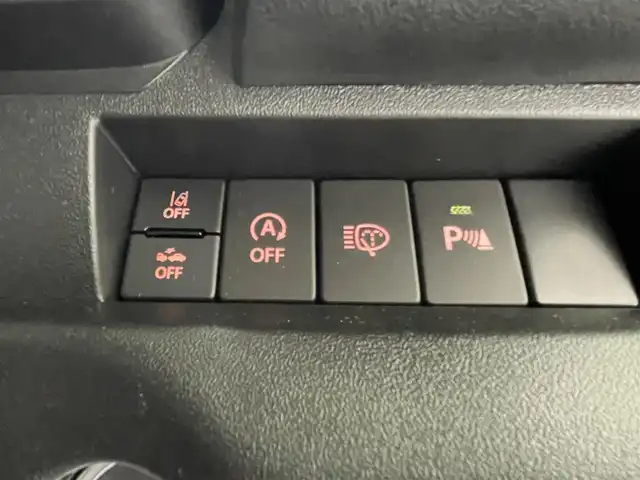 スズキ ジムニー XC 滋賀県 2025(令7)年 0.1万km キネティックイエロー 社外ディスプレイオーディオ/Bluetooth/AppleCarPlay/AndroidAuto/５MT/パートタイム4WD/LED/AHB/レーンキープ/クルーズコントロール/コーナーセンサー/D/Nシートヒーター/HDC/社外フロアマット/プッシュスタート/スマートキー/ステアリングリモコン/ビルトインETC