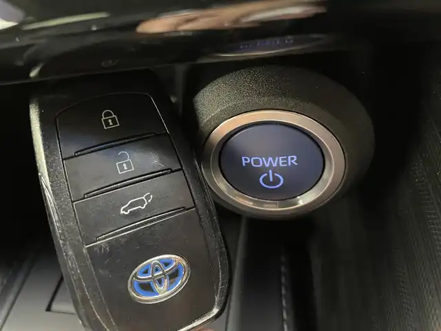 トヨタ ハリアー ハイブリッド Z 茨城県 2021(令3)年 2.9万km 黒 JBL 12.3型ナビ フルセグTV BT USB AUX/全周囲カメラ/デジタルインナーミラー（ドラレコ一体型）/ハーフレザーシート/パワーシート/パワーリアゲート/ビルトイン 2.0ETC/19インチ アルミホイール/衝突被害軽減ブレーキ/レーダークルーズコントロール/レーンアシスト/オートマチックハイビーム/LEDオートヘッドライト/フォグライト/コーナーセンサー