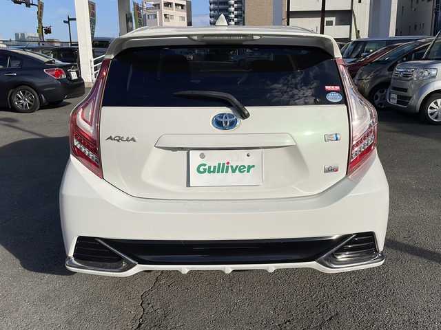 トヨタ アクア G G’s 宮崎県 2014(平26)年 9.2万km ライムホワイトパールクリスタルシャイン 純正ＳＤナビ(NSZT-W62G)/(BT/DTV/CD/DVD/AM/FM)/バックカメラ　/オートライト　/純正ＥＴＣ　/純正アルミホイール　/純正フロアマット　/電動格納ミラー　/ハーフレザーシート　/プッシュボタン　/スマートキー