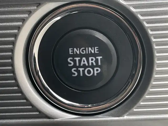 スズキ スペーシア カスタム XS ターボ 青森県 2018(平30)年 4.4万km ピュアホワイトP 4WD/純正メモリナビ/（BT／AM／FM／DVD）/全周囲方位カメラ/両側パワースライド/全席シートヒーター/社外エンジンスターター/ドライブレコーダー（前方）/LEDヘッドライト/オートライト/アシストハイビーム/衝突軽減システム