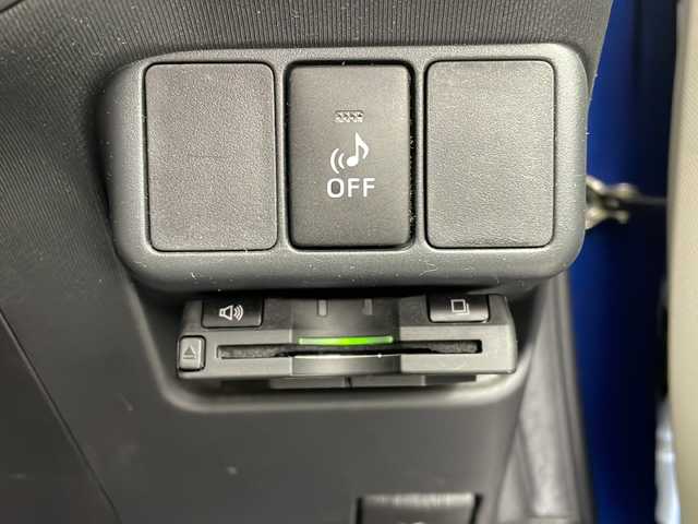 トヨタ アクア S 大阪府 2013(平25)年 6.1万km コバルトブルーメタリック 社外ナビ　/【BT/フルセグTV/USB/ipod/DVD]/バックカメラ/ETC/横滑り防止装置/純正フロアマット/スペアキー