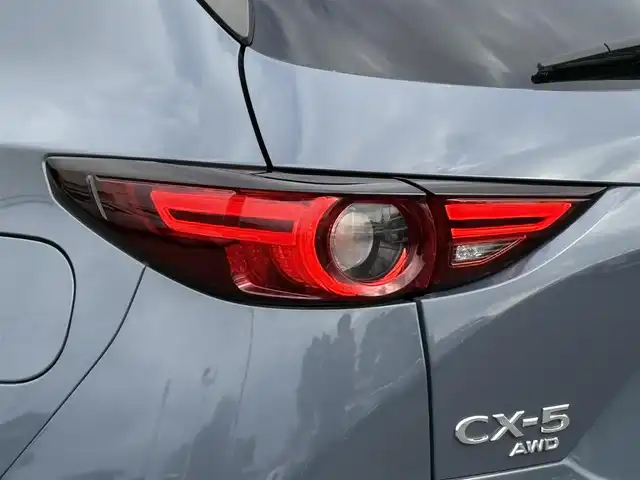 マツダ ＣＸ－５ XD スマートエディション 岩手県 2021(令3)年 7.4万km ポリメタルグレーM 禁煙車/4WD/ディーゼル/全方位カメラ/オートエグゼ/・ストラットタワーバー/・センターフロアバー/・リアロアアームバー/社外車高調/ハンドルヒーター/フロント/サイドカメラ/ブラインドスポットモニター/前席シートヒーター/ハンドルヒーター/メーカーナビ/→フルセグTV/Bluetooth/FM/AM/バックカメラ/ステアリングスイッチ/運転席パワーシート（メモリー有）/レーンキープアシスト/ヘッドアップディスプレイ/衝突軽減システム/クリアランスソナー/電子パーキング/オートブレーキホールド/オートライト/LEDヘッドライト/LEDフォグライト/〇プッシュスタート/〇電動格納ミラー/〇ウィンカーミラー/〇ドアバイザー/〇フロアマット/〇USBポート/〇シガーソケット/〇スマートキー/前後ドライブレコーダー/ETC