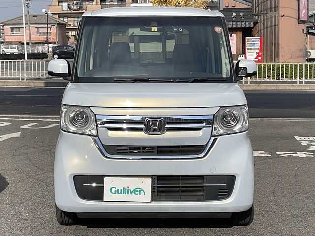 ホンダ Ｎ ＢＯＸ L 愛知県 2023(令5)年 0.5万km プレミアムサンライトホワイトパール /禁煙//純正メモリーナビ（VXM-235Ci）//CD・SD・BT//バックカメラ//パワースライドドア//ETC//前席シートヒーター//衝突軽減ブレーキ（CMBS）//誤発進抑制機能//歩行者事故低減ステアリング//路外逸脱抑制機能///渋滞追従機能付アダプティブクルーズコントロール（ACC）//車線維持支援システム（LKAS）//先行車発進お知らせ機能//標識認識機能//後方誤発進抑制機能//オートハイビーム//LEDオートライト//前後ドライブレコーダー（HDR965GW）//コーナーセンサー//電子ホールド//プッシュスタート//ステアリングスイッチ//チップアップシート//リアロールサンシェイド//シートバックテーブル//ISOFIX//アイドリングストップ//保証書//スペアキー