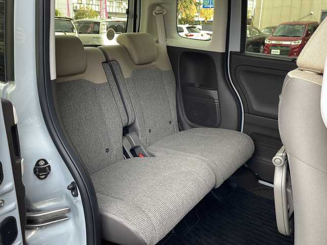 ホンダ Ｎ ＢＯＸ L 愛知県 2023(令5)年 0.5万km プレミアムサンライトホワイトパール /禁煙//純正メモリーナビ（VXM-235Ci）//CD・SD・BT//バックカメラ//パワースライドドア//ETC//前席シートヒーター//衝突軽減ブレーキ（CMBS）//誤発進抑制機能//歩行者事故低減ステアリング//路外逸脱抑制機能///渋滞追従機能付アダプティブクルーズコントロール（ACC）//車線維持支援システム（LKAS）//先行車発進お知らせ機能//標識認識機能//後方誤発進抑制機能//オートハイビーム//LEDオートライト//前後ドライブレコーダー（HDR965GW）//コーナーセンサー//電子ホールド//プッシュスタート//ステアリングスイッチ//チップアップシート//リアロールサンシェイド//シートバックテーブル//ISOFIX//アイドリングストップ//保証書//スペアキー