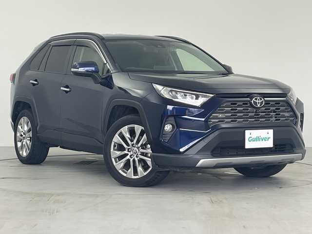 トヨタ ＲＡＶ４ G Zパッケージ 愛知県 2021(令3)年 3.8万km ダークブルーマイカ /純正9インチディスプレイオーディオ//パノラミックビューモニター//Bluetooth・USB・AM・FM・AppleCarPlay・AndroidAuto//ビルトインETC//デジタルインナーミラー//ハンズフリーパワーバックドア//合皮シート//運転席パワーシート//運転席助手席シートヒーター//純正フロアマット//トヨタセーフティセンス//プリクラッシュセーフティ//レーントレーシングアシスト//レーダークルーズコントロール//オートマチックハイビーム//ロードサインアシスト//先行車発進お知らせ//インテリジェントクリアランスソナー//パーキングサポートブレーキ//BSM//ダウンヒルアシストコントロール//ヒススタートアシストコントロール//MTモード付AT//LEDヘッドライト//オートライト//純正ドアバイザー//電動格納ミラー//革巻きステアリング//ステアリングヒーター//ステアリングスイッチ//プッシュスタート//スマートキー