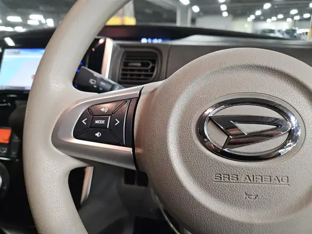 ダイハツ タント X SA Ⅲ 愛媛県 2017(平29)年 3.9万km 赤 〇社外ナビ（BL/TV/CD/DVD）/〇バックカメラ/〇片側パワースライドドア/〇スマートアシスト３/〇アイドリングストップ/〇ドライブレコーダー/〇シートヒーター/〇オートライト/〇オートエアコン/〇スマートキー/〇禁煙車