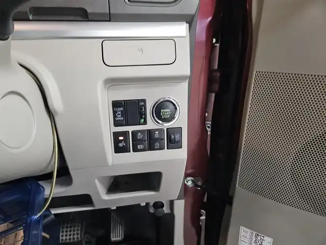 ダイハツ タント X SA Ⅲ 愛媛県 2017(平29)年 3.9万km 赤 〇社外ナビ（BL/TV/CD/DVD）/〇バックカメラ/〇片側パワースライドドア/〇スマートアシスト３/〇アイドリングストップ/〇ドライブレコーダー/〇シートヒーター/〇オートライト/〇オートエアコン/〇スマートキー/〇禁煙車