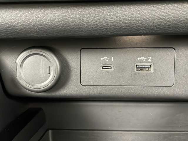 日産 エクストレイル X e－4ORCE エクストリーマーX 道央・札幌 2023(令5)年 1.5万km ブリリアントホワイトパール 純正前後ドライブレコーダー/・デジタルインナーミラー/・パワーバックドア/・カプロンシート/・前席シートヒーター/・運転席シートメモリ/・ステアリングスイッチ/・ステアリングヒーター/・全方位カメラ/・ビルトインETC2.0/・LEDヘッドライト/・オートライト/・フロントフォグランプ/・電動格納ミラー/・ウィンカーミラー/・ドアミラーヒーター/・電動ホールド/・オートホールド/・純正18インチAW装着/・社外フロアマット/・プッシュスタート/・スマートキー