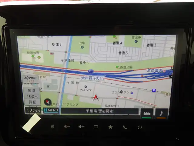スズキ スペーシア カスタム HYBRID XS 千葉県 2025(令7)年 0.1万km未満 ピュアホワイトパール/ブラック2トーン カスタム HV XS　全方位モニター付きメモリ-ナビゲーション・スズキコネクト対応通信機装着車(195800円)/スズキセーフティサポート/レーダークルーズコントロール/アイドリングストップ/ヘッドアップディスプレイ/両側パワースライドドア/純正メモリーナビ/地デジTV/【Bluetooth接続】/360°ビュー・モニター/ステアリングヒーター/ステアリングスイッチ/革巻きステアリング/ハーフレザーシート/前席シートヒーター/LEDヘッドライト/フォグライト/ウインカーミラー/コーナーセンサー/純正15インチアルミホイル/携帯リモコン