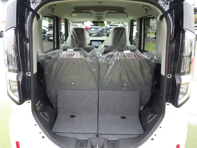 スズキ スペーシア カスタム HYBRID XS 千葉県 2025(令7)年 0.1万km未満 ピュアホワイトパール/ブラック2トーン カスタム HV XS　全方位モニター付きメモリ-ナビゲーション・スズキコネクト対応通信機装着車(195800円)/スズキセーフティサポート/レーダークルーズコントロール/アイドリングストップ/ヘッドアップディスプレイ/両側パワースライドドア/純正メモリーナビ/地デジTV/【Bluetooth接続】/360°ビュー・モニター/ステアリングヒーター/ステアリングスイッチ/革巻きステアリング/ハーフレザーシート/前席シートヒーター/LEDヘッドライト/フォグライト/ウインカーミラー/コーナーセンサー/純正15インチアルミホイル/携帯リモコン