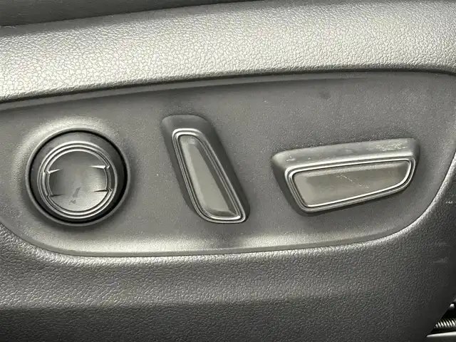 トヨタ ＲＡＶ４ ハイブリッドG 宮城県 2023(令5)年 4.8万km アティチュードブラックマイカ 純正１０．５インチナビ/（AM/FM/BT/USB/Apple Car Play)/レーダークルーズコントロール/TSS/アラウンドビューモニター/パワーバックドア/前後ドライブレコーダー/（TZ-DR210）/前席シートヒーター/前席シートエアコン/D席パワーシート/ETC2.0/前後コーナーセンサー/フルセグTV/LEDヘッドライト/オートマチックハイビーム/純正フロアマット/純正１８インチアルミホイール