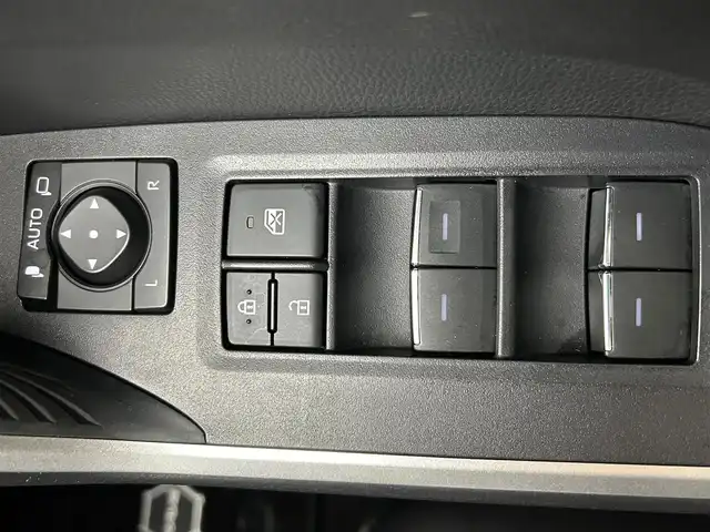 トヨタ ＲＡＶ４ ハイブリッドG 宮城県 2023(令5)年 4.8万km アティチュードブラックマイカ 純正１０．５インチナビ/（AM/FM/BT/USB/Apple Car Play)/レーダークルーズコントロール/TSS/アラウンドビューモニター/パワーバックドア/前後ドライブレコーダー/（TZ-DR210）/前席シートヒーター/前席シートエアコン/D席パワーシート/ETC2.0/前後コーナーセンサー/フルセグTV/LEDヘッドライト/オートマチックハイビーム/純正フロアマット/純正１８インチアルミホイール