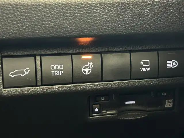 トヨタ ＲＡＶ４ ハイブリッドG 宮城県 2023(令5)年 4.8万km アティチュードブラックマイカ 純正１０．５インチナビ/（AM/FM/BT/USB/Apple Car Play)/レーダークルーズコントロール/TSS/アラウンドビューモニター/パワーバックドア/前後ドライブレコーダー/（TZ-DR210）/前席シートヒーター/前席シートエアコン/D席パワーシート/ETC2.0/前後コーナーセンサー/フルセグTV/LEDヘッドライト/オートマチックハイビーム/純正フロアマット/純正１８インチアルミホイール