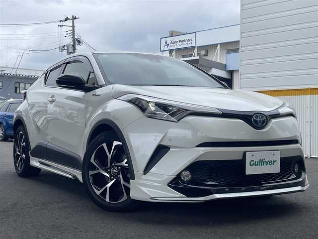トヨタ Ｃ－ＨＲ G 宮城県 2017(平29)年 12万km ホワイトパールクリスタルシャイン 登録時走行距離119907km/・純正ＳＤナビ/・フルセグテレビ/・衝突軽減ブレーキ/・バックカメラ/・追従クルーズコントロール/・コーナーセンサー前後/・Ｂｌｕｅｔｏｏｔｈ/・プッシュスタート/・スマートキー/・純正フロアマット/・ドアバイザー/・ＥＴＣ