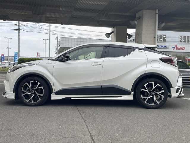 トヨタ Ｃ－ＨＲ G 宮城県 2017(平29)年 12万km ホワイトパールクリスタルシャイン 登録時走行距離119907km/・純正ＳＤナビ/・フルセグテレビ/・衝突軽減ブレーキ/・バックカメラ/・追従クルーズコントロール/・コーナーセンサー前後/・Ｂｌｕｅｔｏｏｔｈ/・プッシュスタート/・スマートキー/・純正フロアマット/・ドアバイザー/・ＥＴＣ