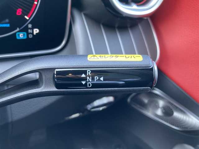 メルセデス・ベンツ Ｍ・ベンツ ＧＬＣ２２０ d 4マチック ドライバーズPKG 千葉県 2024(令6)年 0.7万km 黒 ワンオーナー/純正11.9インチナビ/(フルセグTV/BT)/全周囲カメラ/ヘッドアップディスプレイ/ブルメスターサウンド/レーンキープアシスト/ステアリングアシスト/メモリー付きパワーシート/電動リアゲート/衝突被害軽減システム/車線逸脱警報/レーダークルーズコントロール/サンルーフ/レザーシート/横滑り防止装置/ETC/純正ドライブレコーダー/アイドリングストップ/LEDヘッドライト/フォグランプ/オートライト/ウィンカーミラー/電動格納ミラー/純正20インチAW/シートヒーター/シートリフター/ステアリングヒーター/プッシュスタート/スマートキー/フロアマット/スペアキー/取扱説明書/保証書