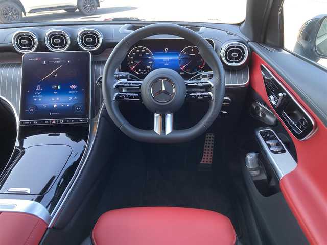 メルセデス・ベンツ Ｍ・ベンツ ＧＬＣ２２０ d 4マチック ドライバーズPKG 千葉県 2024(令6)年 0.7万km 黒 ワンオーナー/純正11.9インチナビ/(フルセグTV/BT)/全周囲カメラ/ヘッドアップディスプレイ/ブルメスターサウンド/レーンキープアシスト/ステアリングアシスト/メモリー付きパワーシート/電動リアゲート/衝突被害軽減システム/車線逸脱警報/レーダークルーズコントロール/サンルーフ/レザーシート/横滑り防止装置/ETC/純正ドライブレコーダー/アイドリングストップ/LEDヘッドライト/フォグランプ/オートライト/ウィンカーミラー/電動格納ミラー/純正20インチAW/シートヒーター/シートリフター/ステアリングヒーター/プッシュスタート/スマートキー/フロアマット/スペアキー/取扱説明書/保証書