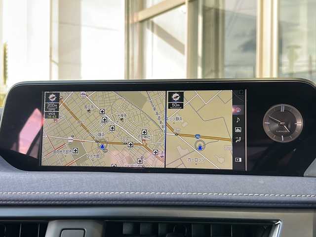 レクサス ＵＸ 250h アーバンエレガンス 静岡県 2021(令3)年 5.5万km ソニックチタニウム 安全機能/・プリクラッシュセーフティ/・レーダークルーズコントロール/・ブラインドスポットモニター/・レーンキープアシスト/純正メーカーナビ/・フルセグTV/・CD/DVD/Bluetooth/ラジオ/主要装備/・全方位カメラ/・パワーバックドア/・パワーシート/・シートヒーター/・ステアリングヒーター/・ビルトインETC/・純正ドラレコ/・レザーシート/・ルーフレール/・パドルシフト/・オートライト/・オートハイビーム/・ステアリングリモコン/・オートホールド