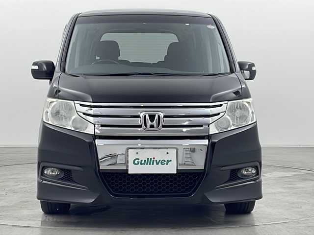 ホンダ ステップワゴン スパーダ Z HDDナビED 群馬県 2012(平24)年 9.2万km プレミアムブラキッシュパール 純正ナビ　純正後席モニター　フルセグTV　バックカメラ　パドルシフト　ステアリングリモコン　レザーステアリング　両側電動スライドドア　純正ビルトインETC スマートキー HIDヘッドライト　禁煙車