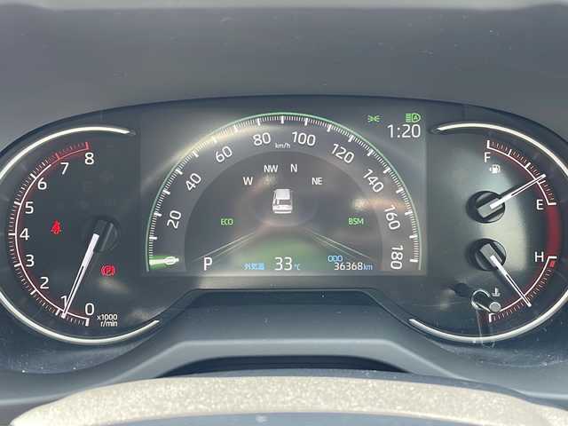 トヨタ ＲＡＶ４ G 三重県 2022(令4)年 3.7万km アティチュードブラックマイカ 純正ナビ/全周囲カメラ/シートエアコン/ベンチレーション/ハンドルヒーター/パワーシート/メモリシート/後席USB給電ポート/電動リヤゲート/ビルトインETC/純正アルミホイール/LEDヘッドライト/フォグライト/衝突軽減ブレーキ/車線抑制/先行車発進お知らせ/標識認識/BSM/電動格納ミラー/禁煙車