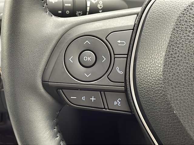 トヨタ ＲＡＶ４ G 千葉県 2022(令4)年 3.7万km アティチュードブラックマイカ 衝突軽減ブレーキ/レーンキープアシスト　/レーダークルーズコントロール　/前後コーナーセンサー/全方位カメラ/ブラインドスポットモニター/オートライトハイビーム　/LEDヘッドライト/電動リアゲート　/ステアリングヒーター/シートヒーター/エアシート/レザーシート/パワーシート　/シートメモリ/純正ディスプレイオーディオ/　BT/FM/AM/Miracast/ステアリングスイッチ/純正ビルトインETC/純正アルミホイール/純正フロアマット/純正ドアバイザー/スペアキー/スマートキー