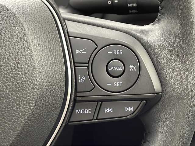 トヨタ ＲＡＶ４ G 千葉県 2022(令4)年 3.7万km アティチュードブラックマイカ 衝突軽減ブレーキ/レーンキープアシスト　/レーダークルーズコントロール　/前後コーナーセンサー/全方位カメラ/ブラインドスポットモニター/オートライトハイビーム　/LEDヘッドライト/電動リアゲート　/ステアリングヒーター/シートヒーター/エアシート/レザーシート/パワーシート　/シートメモリ/純正ディスプレイオーディオ/　BT/FM/AM/Miracast/ステアリングスイッチ/純正ビルトインETC/純正アルミホイール/純正フロアマット/純正ドアバイザー/スペアキー/スマートキー