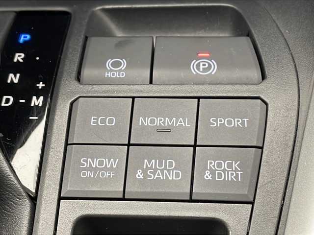 トヨタ ＲＡＶ４ G 千葉県 2022(令4)年 3.7万km アティチュードブラックマイカ 衝突軽減ブレーキ/レーンキープアシスト　/レーダークルーズコントロール　/前後コーナーセンサー/全方位カメラ/ブラインドスポットモニター/オートライトハイビーム　/LEDヘッドライト/電動リアゲート　/ステアリングヒーター/シートヒーター/エアシート/レザーシート/パワーシート　/シートメモリ/純正ディスプレイオーディオ/　BT/FM/AM/Miracast/ステアリングスイッチ/純正ビルトインETC/純正アルミホイール/純正フロアマット/純正ドアバイザー/スペアキー/スマートキー