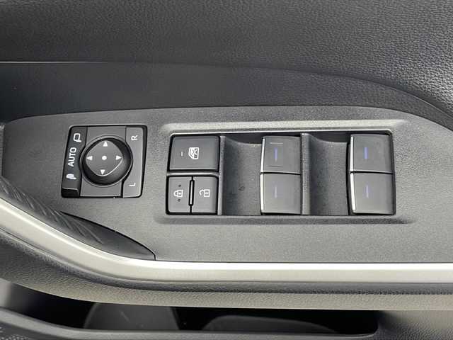 トヨタ ＲＡＶ４ G 千葉県 2022(令4)年 3.7万km アティチュードブラックマイカ 衝突軽減ブレーキ/レーンキープアシスト　/レーダークルーズコントロール　/前後コーナーセンサー/全方位カメラ/ブラインドスポットモニター/オートライトハイビーム　/LEDヘッドライト/電動リアゲート　/ステアリングヒーター/シートヒーター/エアシート/レザーシート/パワーシート　/シートメモリ/純正ディスプレイオーディオ/　BT/FM/AM/Miracast/ステアリングスイッチ/純正ビルトインETC/純正アルミホイール/純正フロアマット/純正ドアバイザー/スペアキー/スマートキー