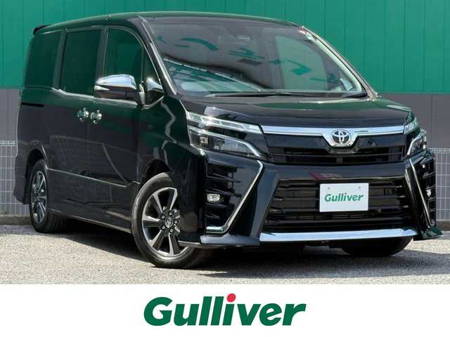 トヨタ ヴォクシー ZS 煌Ⅱ 千葉県 2020(令2)年 6.5万km ブラック ALPINE製メモリナビ（Bluetooth/CD/DVD/AM/FM)/フルセグ/ALPINE製フリップダウンモニター/バックカメラ/ETC2.0/両側パワースライドドア/クルーズコントロール/衝突軽減ブレーキ/横滑り防止装置/レーンキープアシスト/コーナーセンサー/オートマチックハイビーム
