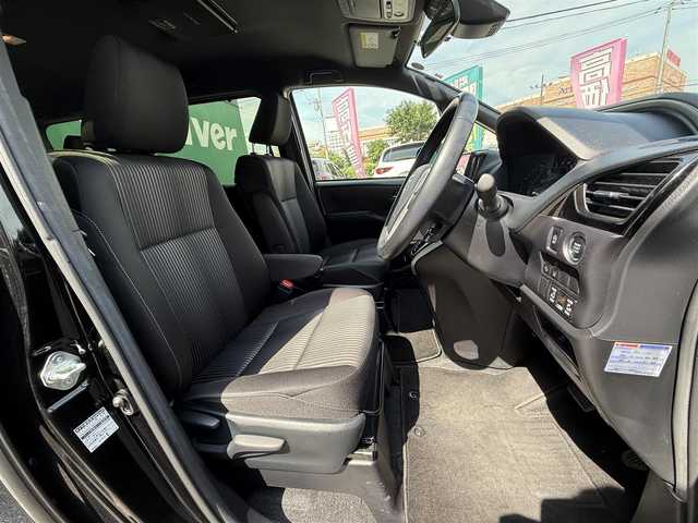 トヨタ ヴォクシー ZS 煌Ⅱ 千葉県 2020(令2)年 6.5万km ブラック ALPINE製メモリナビ（Bluetooth/CD/DVD/AM/FM)/フルセグ/ALPINE製フリップダウンモニター/バックカメラ/ETC2.0/両側パワースライドドア/クルーズコントロール/衝突軽減ブレーキ/横滑り防止装置/レーンキープアシスト/コーナーセンサー/オートマチックハイビーム