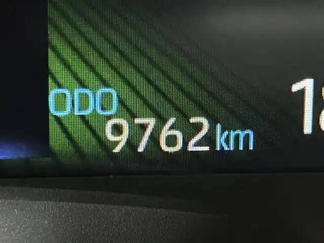 トヨタ ヴォクシー ハイブリッド S－Z 大阪府 2024(令6)年 1万km グリッターブラックガラスフレーク モデリスタエアロ　純正１０．５ｉｎｃナビＴＶ　バックカメラ　後席モニター　快適利便パッケージ　ハーフレザー　シート＆ハンドルヒーター　電動リアゲート　衝突軽減　レーダーＣ　前後ドラレコ　１００Ｖ電源