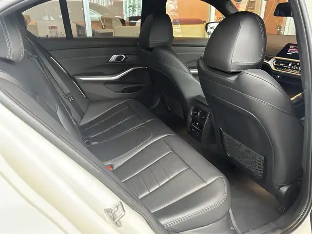 ＢＭＷ ３２０ｄ xDrive Mスポーツ 宮城県 2019(令1)年 5万km 白 ハイラインパッケージ/コンフォートパッケージ/アクティブクルーズコントロール/レーンキープアシスト/レーンチェンジウォーニング/iDriveナビゲーションシステム/全方位カメラ/ブラックレザーシート/メモリ機能付きパワーシート/シートヒーター/LEDヘッドライト/オートマチックハイビーム/コンフォートアクセス/パワートランク/置くだけ充電/前後ドライブレコーダー/純正18インチAW