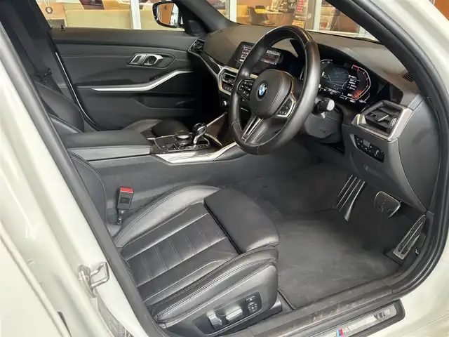 ＢＭＷ ３２０ｄ xDrive Mスポーツ 宮城県 2019(令1)年 5万km 白 ハイラインパッケージ/コンフォートパッケージ/アクティブクルーズコントロール/レーンキープアシスト/レーンチェンジウォーニング/iDriveナビゲーションシステム/全方位カメラ/ブラックレザーシート/メモリ機能付きパワーシート/シートヒーター/LEDヘッドライト/オートマチックハイビーム/コンフォートアクセス/パワートランク/置くだけ充電/前後ドライブレコーダー/純正18インチAW