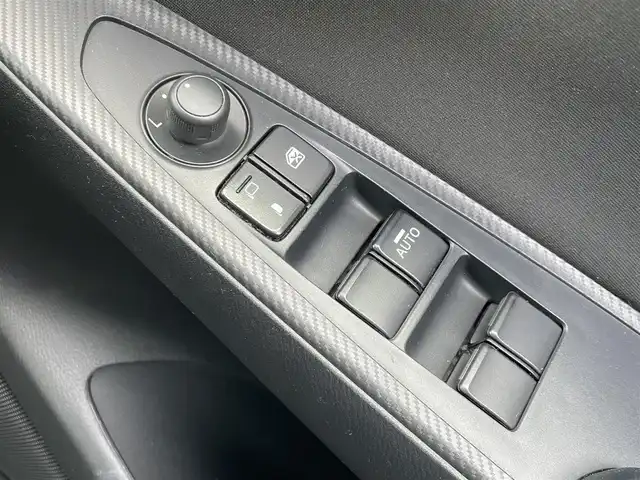 マツダ デミオ XD ツーリング 愛知県 2016(平28)年 8.3万km スノーフレイクホワイトパールマイカ スマートキー/プッシュスタート/純正メーカーSDナビ/（CD/DVD/FM/AM/TV/BT/USB）/バックカメラ/ETC/純正16インチAW/クルーズコントロール/ヘッドアップディスプレイ/オートライト/アイドリングストップ/ステアリングスイッチ/純正フロアマット