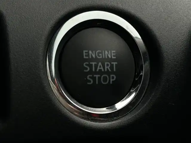 トヨタ ヴォクシー ZS 煌Ⅱ 福岡県 2020(令2)年 5.6万km ブラック ALPINE9型SDナビ(フルセグTV//CD/DVD/BT)バックモニター後席モニタートヨタセーフティーコーナーセンサー両側パワスラクルコンETCUSBポート純正LEDヘッドライト純正16インチアルミホイール純正フロアマットプッシュスタートスマートキー
