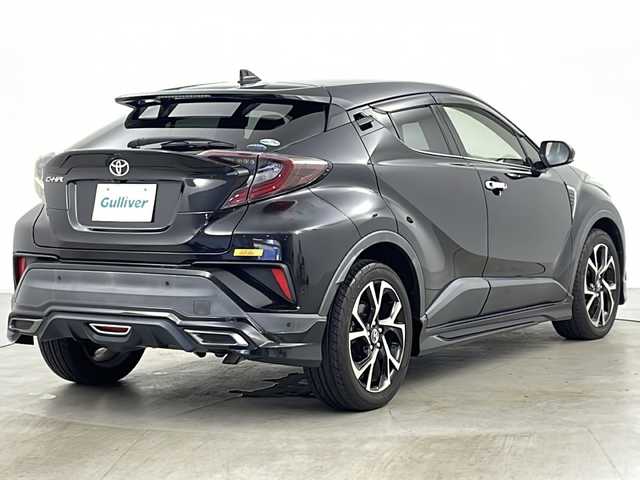トヨタ Ｃ－ＨＲ G－T 道央・札幌 2016(平28)年 2.3万km ブラックマイカ ・4WD/・純正ナビ&CD&DVD&BT&TV/・バックカメラ/・セーフティセンスP/　プリクラッシュセーフティー/　レーンディパーチャーアシスト/　アダプティブクルーズコントロール/　オートマチックハイビーム/・ブラインドスポットモニター/・モデリスタエアロ/・前席シートヒーター/・ドライブレコーダー/・革巻ステアリング/・ステアリングリモコン/・電動パーキングブレーキ/・自動防眩ミラー/・トノカバー/・純正フロアマット/・純正ドアバイザー/・LEDヘッドライト/・フォグランプ/・オートライト