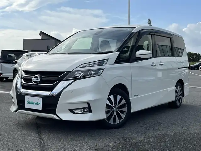 日産 セレナ ハイウェイスター 奈良県 2017(平29)年 7.6万km ブリリアントホワイトパール プッシュスタート/純正ディーラーナビ/フルセグテレビ/アラウンドビューモニター/Bluetooth/iPod/USB/CD再生/ETC/前後コーナーセンサー/クルーズコントロール/エマージェンシーブレーキ/踏み間違い防止アシスト/アイドリングストップ/両側パワースライドドア/純正アルミホイール/スマートキー