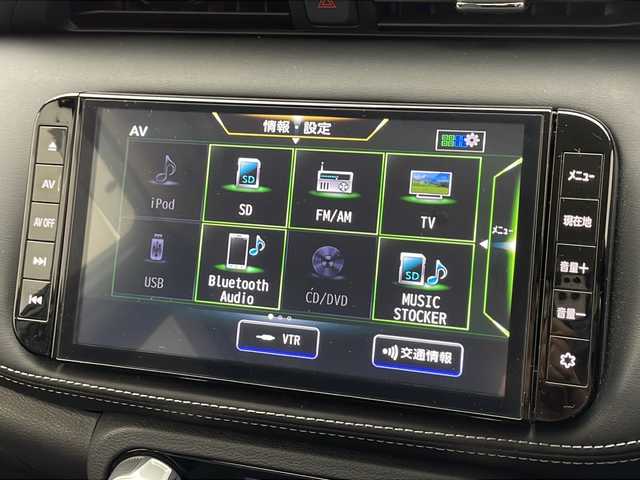 日産 キックス X 千葉県 2021(令3)年 0.4万km ブリリアントシルバー 禁煙車/純正ナビ/　CD/DVD/Bluetooth/フルセグTV/プロパイロット/レーダークルーズコントロール/レーンキープアシスト/衝突軽減ブレーキ/クリアランスソナー/アラウンドビューモニター/オートハイビーム/電動パーキング/オートホールド/デジタルインナーミラー/ETC/前方ドラレコ/LEDライト/フォグランプ/ハーフレザーシート/ドアバイザー/フロアマット