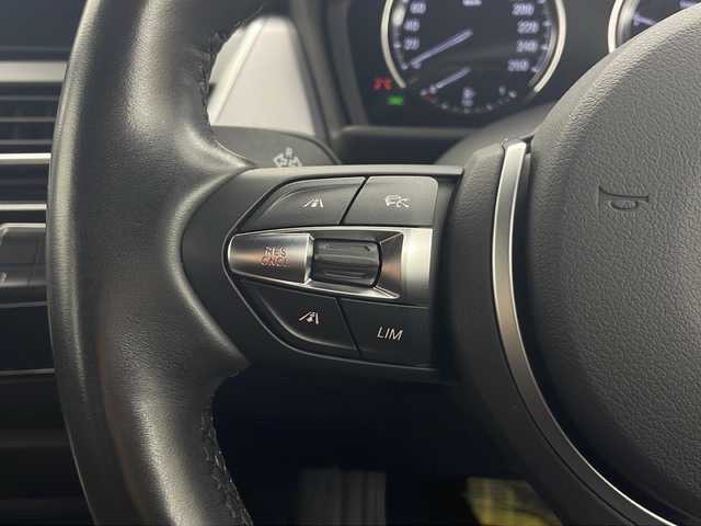 ＢＭＷ ２２５ＸＥ アイパフォーマンス アクティブツアラー Mスポーツ 秋田県 2019(平31)年 2.7万km アルピンホワイトⅢ 4WD/純正HDDナビ/　(AM/FM/Bluetooth/USB)/バックカメラ/アダプティブクルーズコントロール/レザーシート/前席パワーシート/前席シートヒーター/パワーバックドア/ヘッドアップディスプレイ/社外フロアマット/オートライト/オートハイビーム/スマートキー/スペアキー/ETC/取扱説明書/保証書