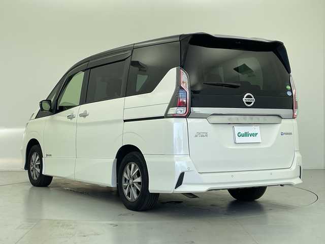 日産 セレナ e－パワー ハイウェイスター V 愛知県 2018(平30)年 5.4万km ブリリアントホワイトパール 2トーン 純正9インチナビ/・フルセグTV/・Bluetooth/・CD/・DVD/Blu-ray/・Music Stocker/・Walkman/USB/・iPod/・AM/Fm/アラウンドビューモニター/フリップダウンモニター/デジタルインナーミラー/プロパイロット/エマージェンシーブレーキ/パーキングアシスト/車線逸脱防止支援システム/ふらつき警報/フロント＆バックソナー/純正15アルミホイール/ETC/ドライブレコーダー/シートヒーター/ステアリングヒーター/両側パワースライドドア/スマートキー/プッシュスタート/横滑り防止装置