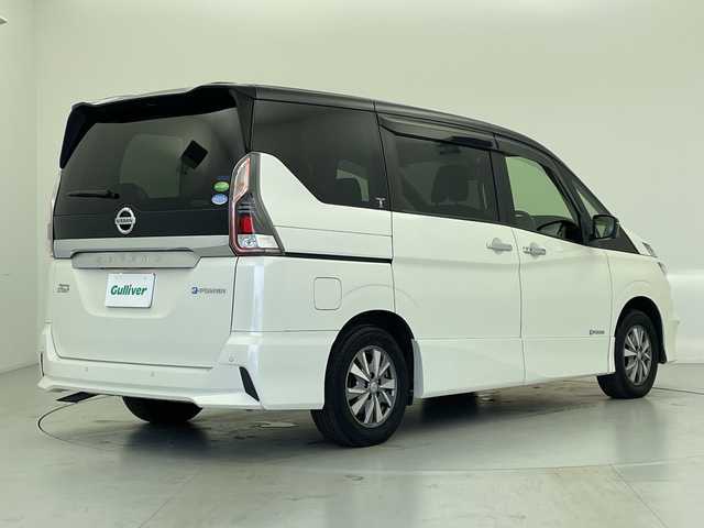 日産 セレナ e－パワー ハイウェイスター V 愛知県 2018(平30)年 5.4万km ブリリアントホワイトパール 2トーン 純正9インチナビ/・フルセグTV/・Bluetooth/・CD/・DVD/Blu-ray/・Music Stocker/・Walkman/USB/・iPod/・AM/Fm/アラウンドビューモニター/フリップダウンモニター/デジタルインナーミラー/プロパイロット/エマージェンシーブレーキ/パーキングアシスト/車線逸脱防止支援システム/ふらつき警報/フロント＆バックソナー/純正15アルミホイール/ETC/ドライブレコーダー/シートヒーター/ステアリングヒーター/両側パワースライドドア/スマートキー/プッシュスタート/横滑り防止装置