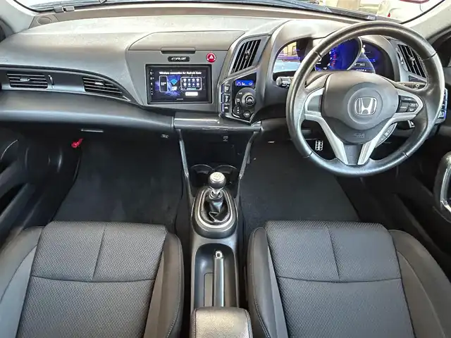 ホンダ ＣＲ－Ｚ αブラックレーベル 茨城県 2012(平24)年 7.1万km プレミアムホワイトパール ディスプレイオーディオ（Bluetooth）/バックカメラ/クルーズコントロール/ETC/モデューロアルミホイール/6MT/横滑り防止装置/ABS/オートライト/パワーステアリング/Wエアバッグ/純正フロアマット/コンフォートビューパッケージ/マルチインフォメーションディスプレイ