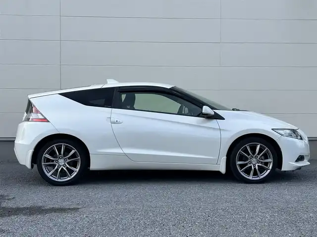ホンダ ＣＲ－Ｚ αブラックレーベル 茨城県 2012(平24)年 7.1万km プレミアムホワイトパール ディスプレイオーディオ（Bluetooth）/バックカメラ/クルーズコントロール/ETC/モデューロアルミホイール/6MT/横滑り防止装置/ABS/オートライト/パワーステアリング/Wエアバッグ/純正フロアマット/コンフォートビューパッケージ/マルチインフォメーションディスプレイ