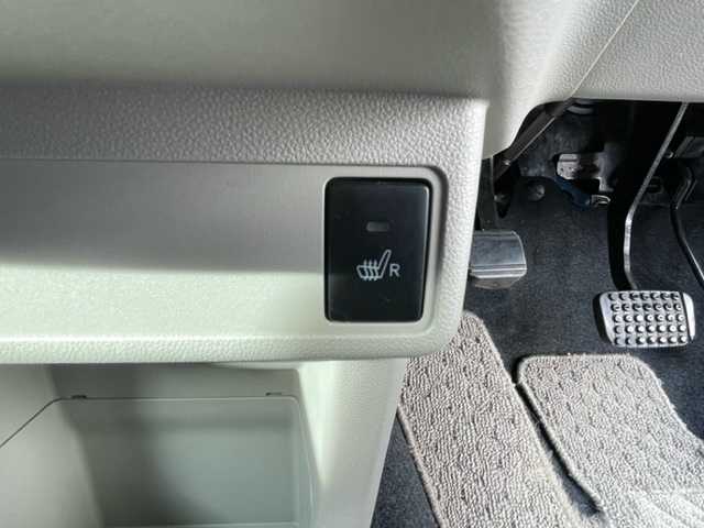 トヨタ パッソ X Lパッケージ S 青森県 2018(平30)年 4.7万km ディープブルークリスタルマイカ 純正オーディオ/寒冷地仕様/４WD/衝突軽減システム/スペアキー/シートヒーター/プッシュスタート/冬タイヤ積込み（2022年製）/ステアリングスイッチ/横滑り防止/アイドリング/ライトレベライザー