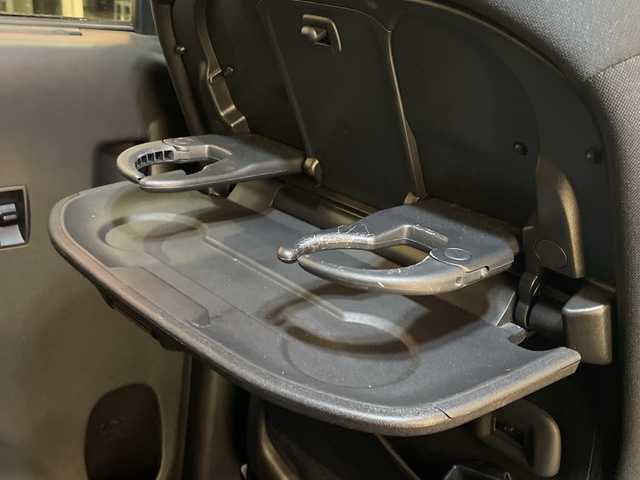 日産 セレナ ハイウェイスターVセレクションⅡ 埼玉県 2019(令1)年 2.8万km ダイヤモンドブラック プロパイロット/エマージェンシーブレーキ/純正9インチナビ/　　CD/DVD/BT/フルセグTV/アラウンドビューモニター/純正フリップダウンモニター/両側パワースライドドア/インテリジェントクルーズコントロール/LEDオートライト/純正16インチAW/インテリジェントルームミラー/プッシュスタート/ETC/禁煙車